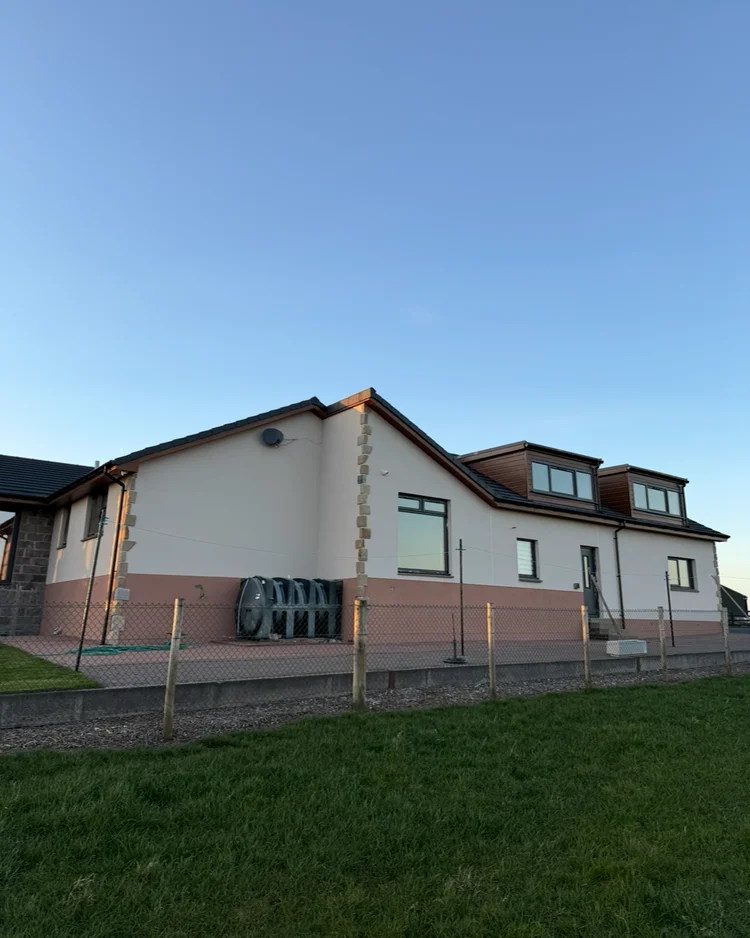 External Rendering in Hamilton South Lanarkshire - Ross Roofing and Roughcasting
